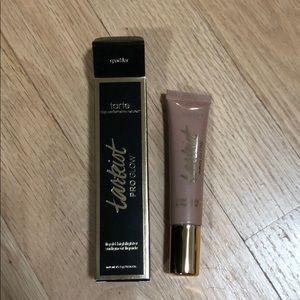 Tarteist Pro Glow liquid highlighter in sparkle